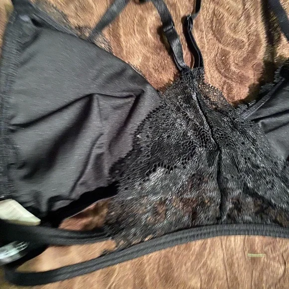 bralettes - Picture 2 of 7